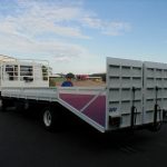 Full width beaver tail with Hydraulic Ramps